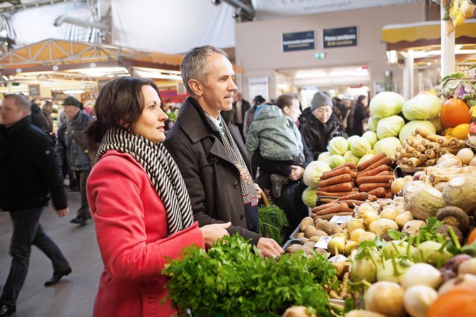Riga Central Market - The Guide’s Role in Enhancing the Experience
