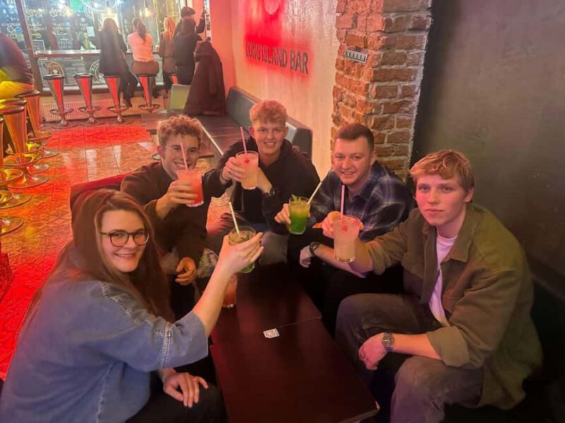 Riga: Cocktail Masterclass & Pub Crawl - Pacing and Duration of the Tour