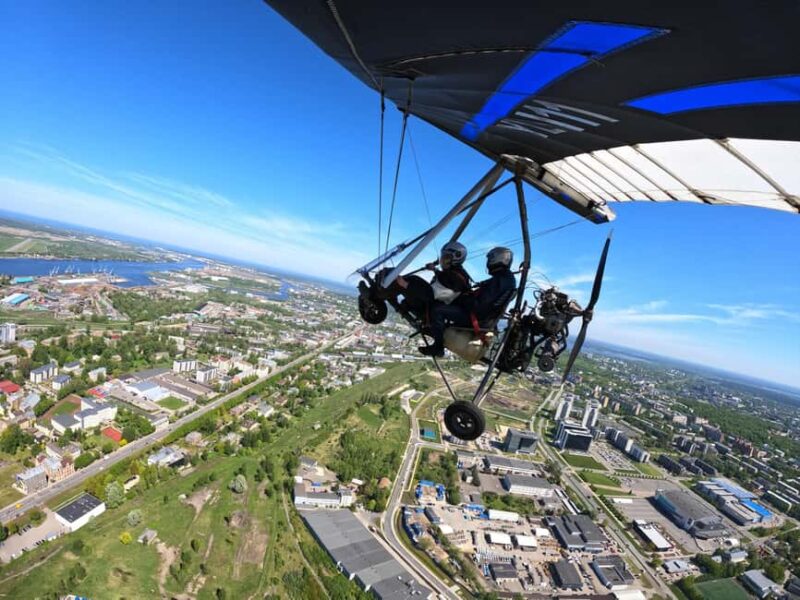 Riga: Hang-Glider 20 minute Flight Over the City - Key Points