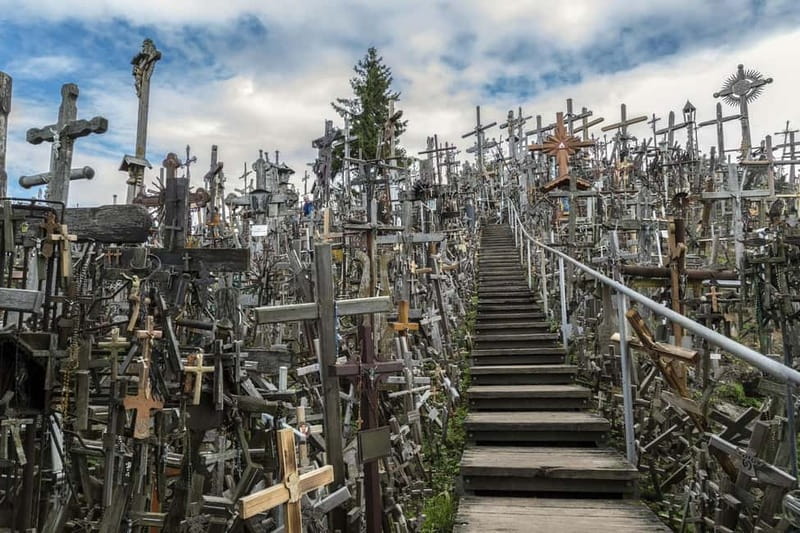 Riga: Hill of Crosses, Rundle Palace, & Bauska Castle Tour - Discover the Hill of Crosses in Lithuania