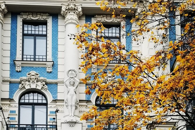 Riga Jewish History Tour - The Great Choral Synagogue Memorial: Honoring the Past
