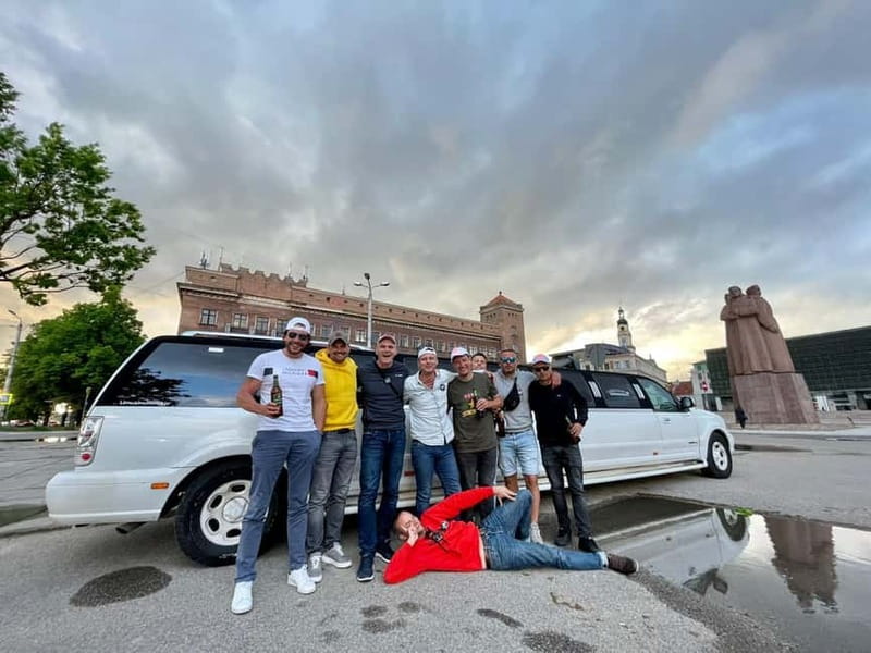 Riga Nightlife Limo Tour: Sightseeing & Club Experience - VIP Access to a Riga Nightclub