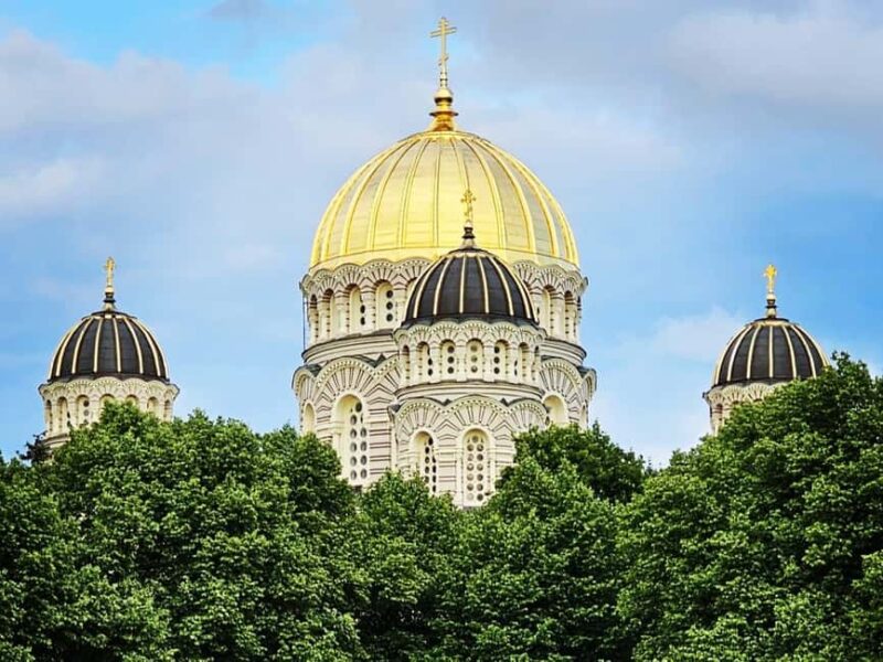 Riga Old Town, Art Nouveau and Central Market Tour by car - The Unique Story of Riga Central Market