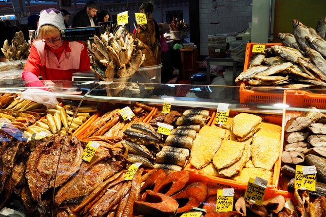 Riga Old Town, C Market & Art Nouveau Guided Walking Tour - Included Snacks and Drinks: Tasting Latvia’s Traditional Flavors