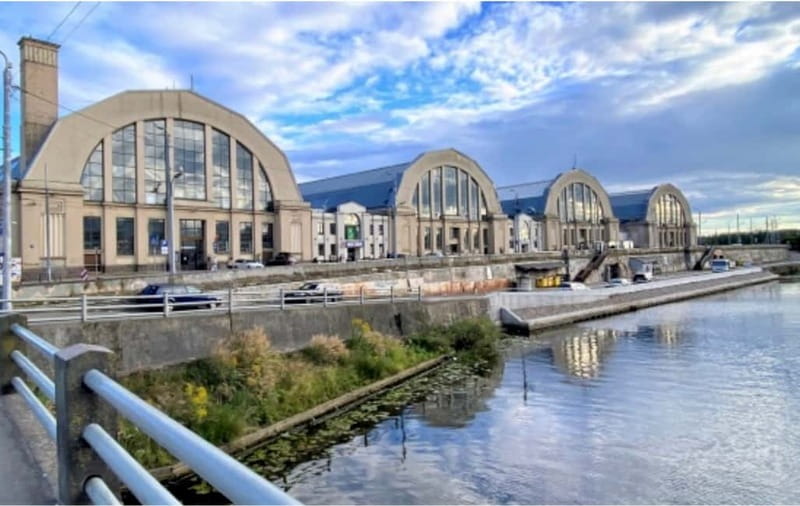 Riga Old Town, C Market & Art Nouveau Guided Walking Tour - Food, Drinks, and Tasting Experiences