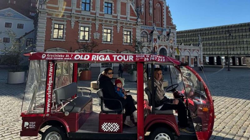 Riga: Old Town E-Bus Tour with Audio Guide & Welcome Drink - Riga’s Landmark Highlights on the E-Bus Route