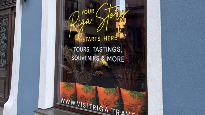 Riga: Old Town E-Bus Tour with Audio Guide & Welcome Drink - Comfort and Practical Tips for the Tour