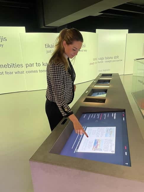 Riga: Old Town Guided Tour & Occupation Museum Entry - Starting in Riga’s Historic Old Town