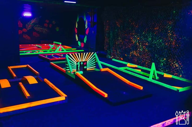 Riga: Players Club Entry Ticket - Riga’s Modern Entertainment at Players Club