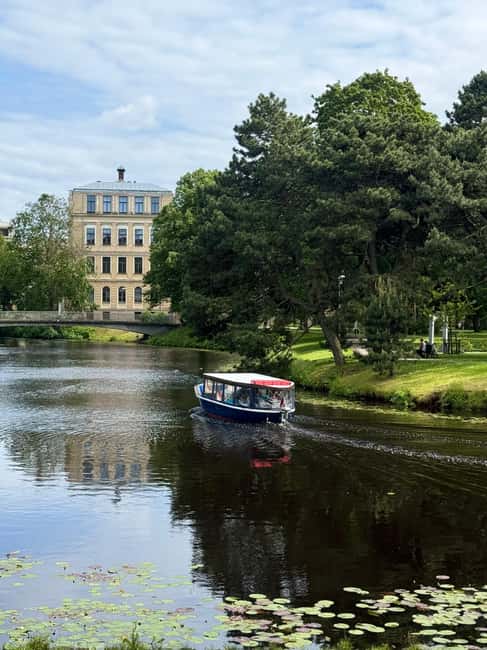 Riga: Private Boat Tour with Snacks and Drinks - Key Points