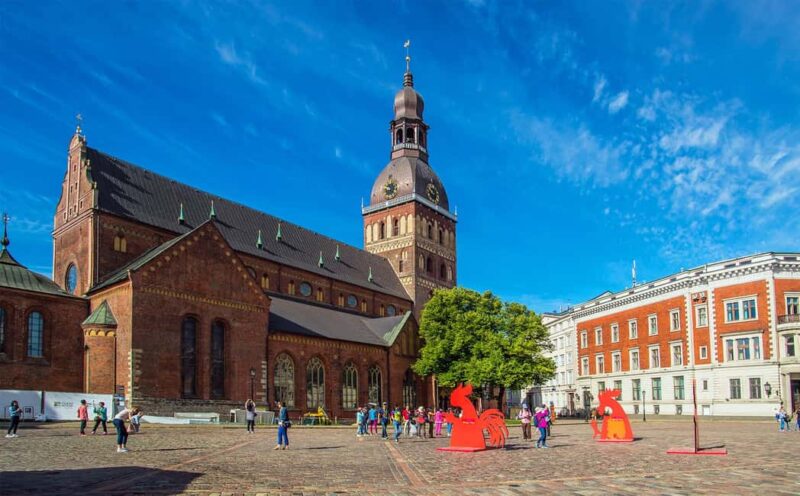 Riga: Private Old Town Walking Tour + Riga Balsam tasting - Explore Riga’s Charm with a Private Old Town Walking Tour and Balsam Tasting