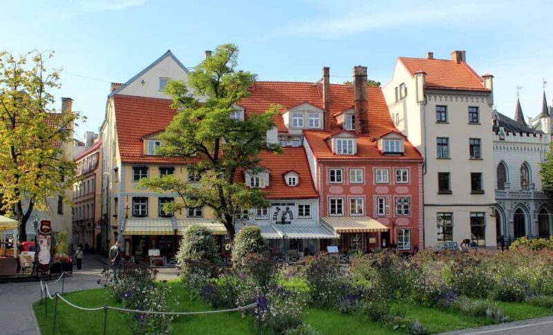 Riga: Private Old Town Walking Tour + Riga Balsam tasting - Riga Balsam Tasting: Savor Latvia’s Traditional Liqueur