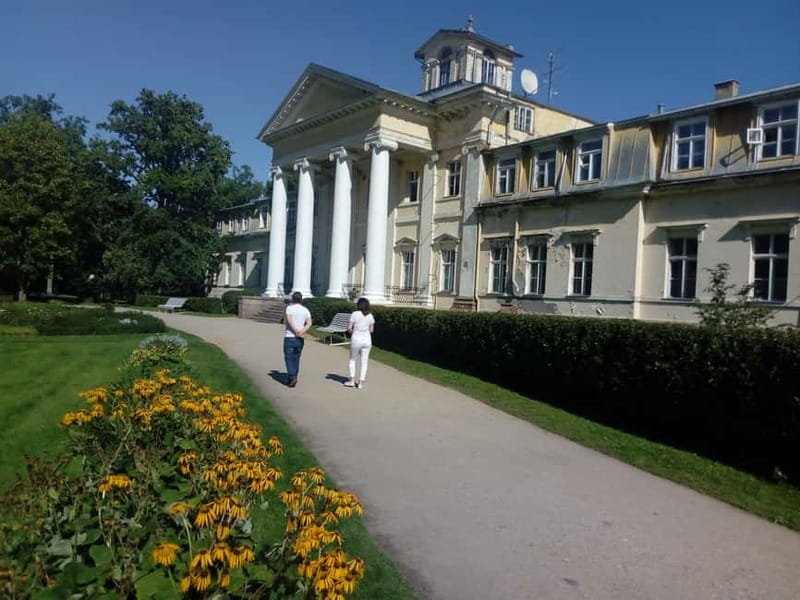 Riga: Private Sigulda, Turaida, and Gauja National Park Tour - Local Crafts and Cultural Insights at Krimulda Manor