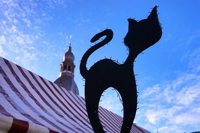 Riga Private Walking Tour - Iconic Landmarks: Statue of Roland and the Freedom Monument