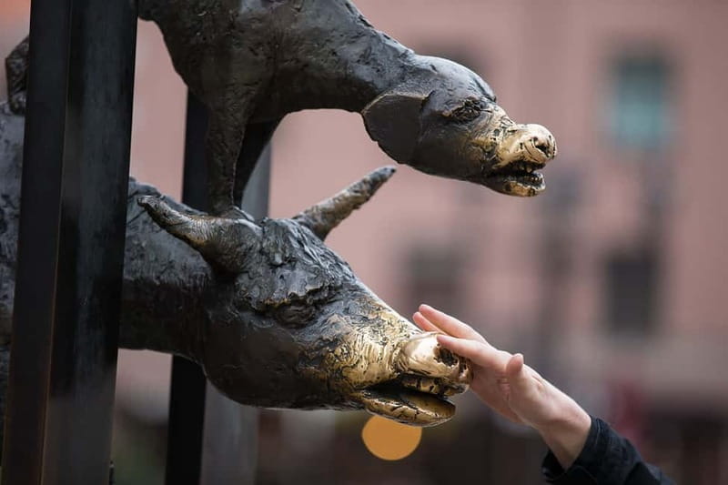 Riga's Old Center and Art Nouveau Tour - Key Points