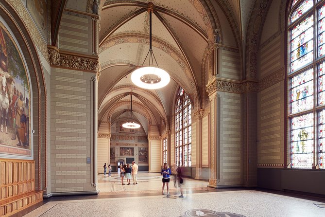 Rijksmuseum Amsterdam and Canal Cruise with Snackbox - Starting at the Heart of Amsterdam: The Rijksmuseum