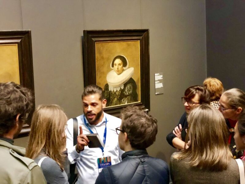Rijksmuseum + City Center Guided Combo Tour 5h 8 guest max - Practical Details: Meeting Point and Group Size