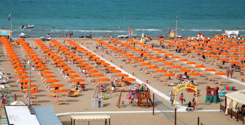 Rimini: Beach 42 experience with umbrella and drink - Comparing This Tour to Other Rimini Experiences