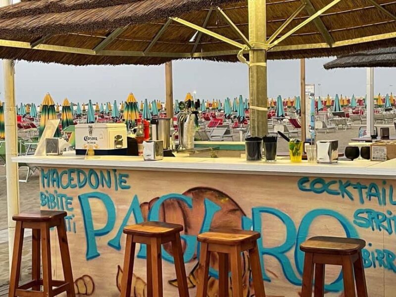 Rimini: Relaxing day by the sea with aperitif for 2 people - Key Points
