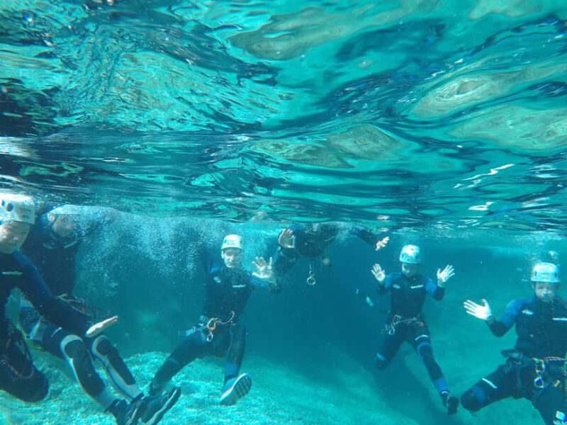 Río Verde, Otivar, Granada: canyoning, crystal clear waters, jumps, and rappelling. - The Itinerary and Key Stops at Río Verde