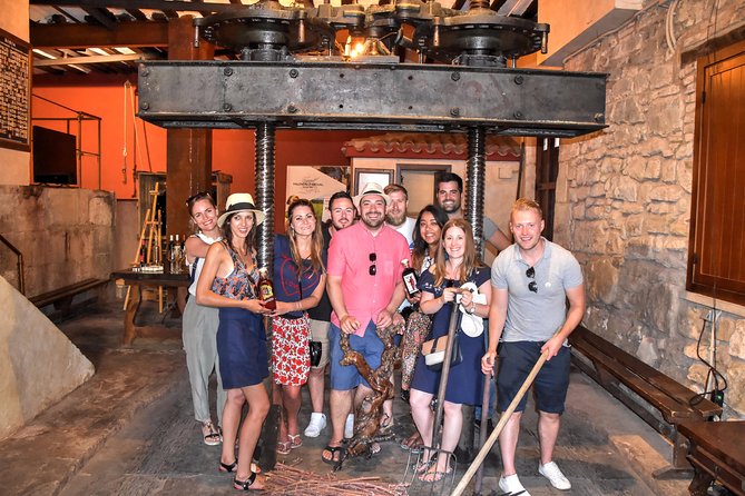 Rioja Alta and Rioja Alavesa Wine Tour - Exploring the Wineries of Rioja: Traditional Meets Modern