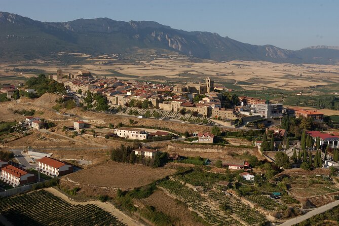 Rioja wine region with visit to winery & Vitoria-Gasreiz - Logistics and Group Experience
