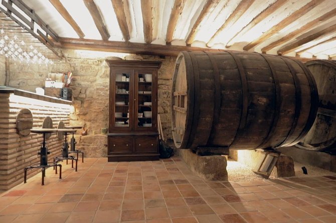 Rioja Wine Route with winery owner - The Lunch: Traditional Food in a Historic Winery