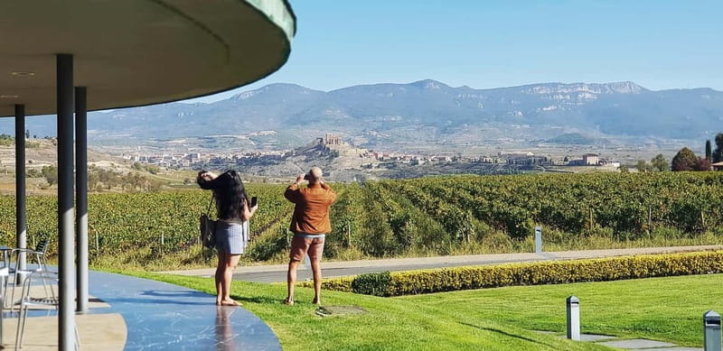 RIOJA: WINE TOUR WITH A WINERY OWNER - Practical Details: Transfers, Group Size, and Accessibility