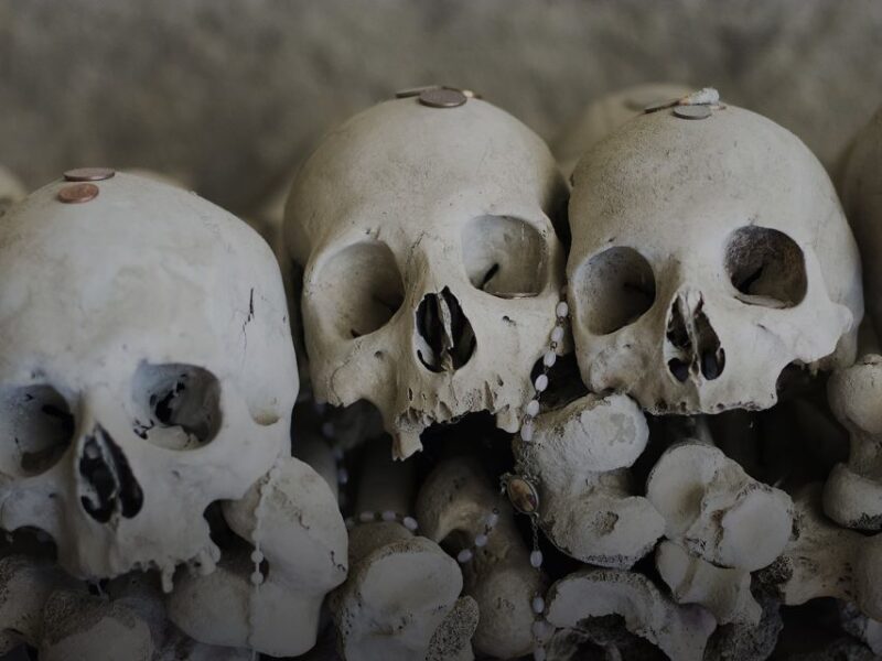 Rione Sanità tour among baroque, revival, street art & food - Murals and Street Art: The Voice of the Community