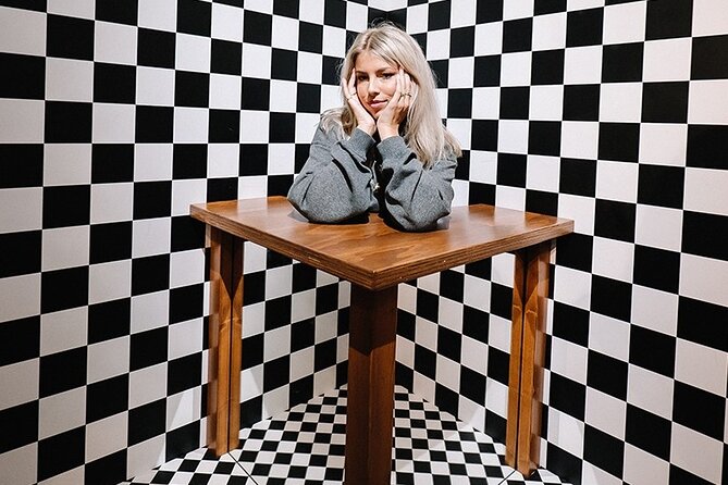 Ripley's Believe It or Not! Amsterdam Admission Ticket - Explore the Unique Curiosities of Ripleys Believe It or Not! in Amsterdam