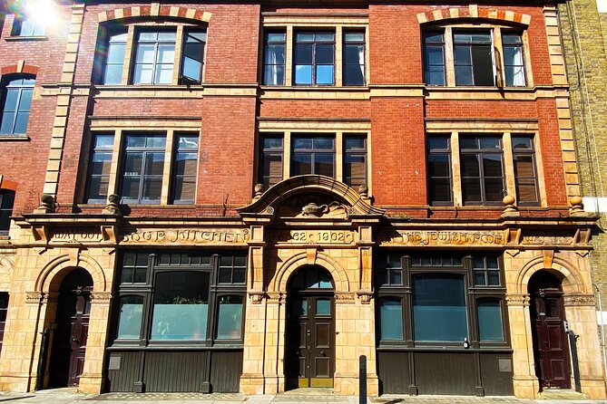 RIPPERTRAIL: Hunt for Jack the Ripper (Self-Guided History Walk) - The Experience: A Private, Self-Paced Journey