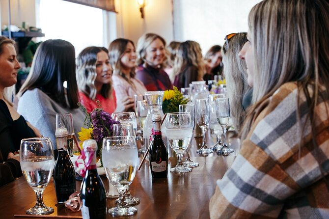 Rise and Dine Food Tour in Vintage Style Trolley - The Flavorful Highlights: Bites, Drinks, and Stories