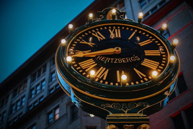 River City: Spirits & Spirits Haunted Pub Crawl - The Haunt Bar and the Lady in Red Cocktail