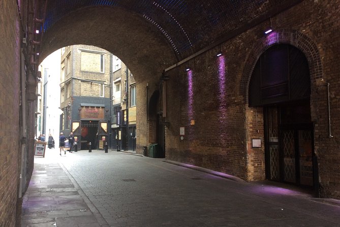 River Thames London Walking Tour - Iconic Photo Stops and Cultural Landmarks