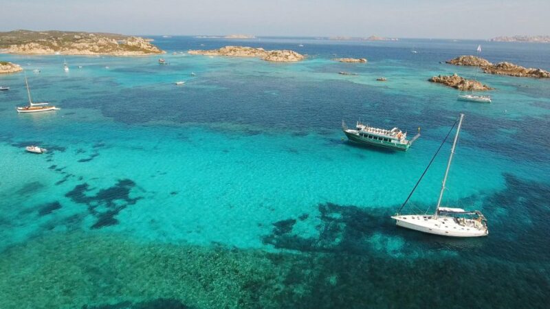 Riviera di Gallura_Excursions La Maddalena Archipelago - Pink Beach on Budelli Island