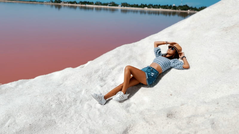 Riviera Maya: Rio Lagartos & Las Coloradas Day Trip w/Lunch - Relaxing with a Traditional Mayan Clay Bath