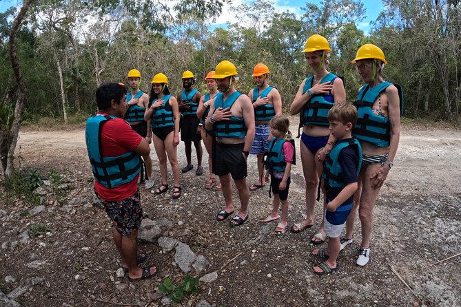 Riviera Maya : Tulum Ruins Tour, 3 Cenotes, Mexican Lunch - Comfort and Convenience of VIP Transport