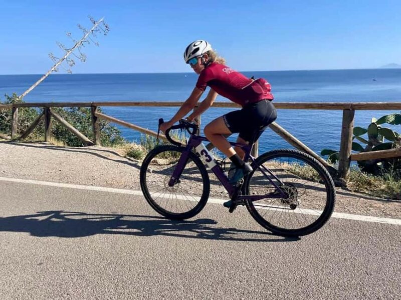 Road Bike Tour of Elba Island with Guide and Assistance - About the Tour Guide and Support