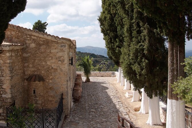 Road-trip to Lasithi: Vidiani, Krasi, Olive Mill Farm, Lasinthos - Lasinthos Eco Park: Crafts and Animal Encounters