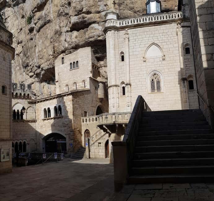Rocamadour: Beautiful Villages of the Dordogne Valley Tour - Exploring Loubressac’s Rocky Outcrop and Traditional Houses