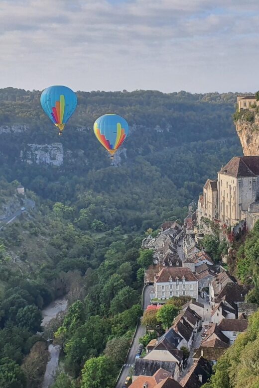 Rocamadour : private walking tour with a registered guide - Starting at the Castle Panorama for Spectacular Views