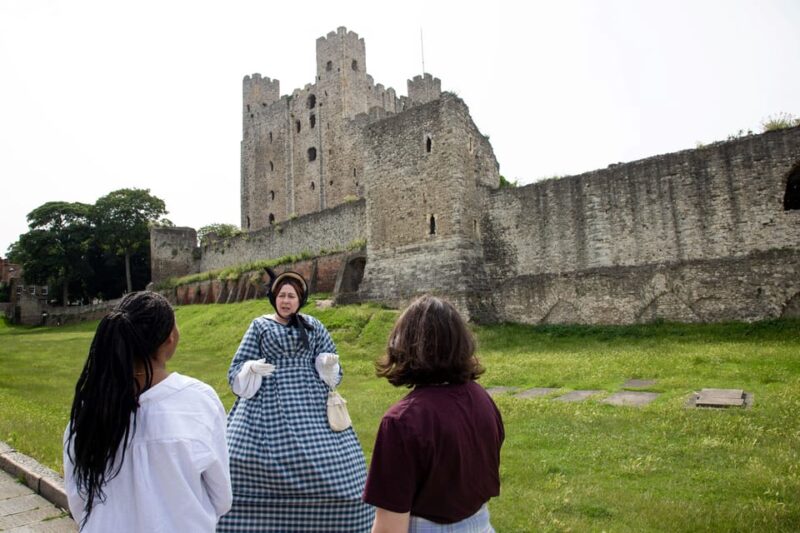 Rochester, Kent: Costumed Guided Tour - Practical Details: Meeting Point, Duration, and Accessibility