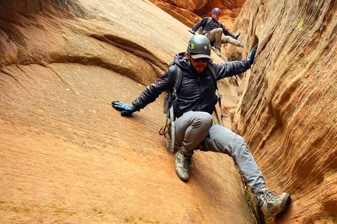 Rock and Roll Rappelling in Rock Canyon - Key Points