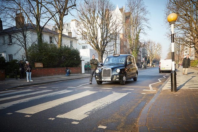 Rock Cab Tours presents Music Legends Private Taxi Tour of London - Exploring Abbey Road Studios and the Famous Crossing