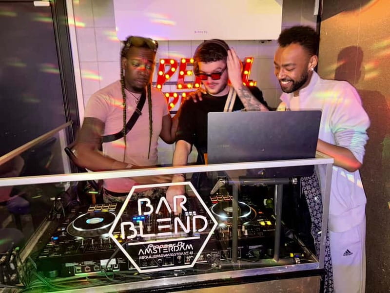 Rockstar for an hour: VIP DJ workshop in a real club - Flexible Booking with Free Cancellation