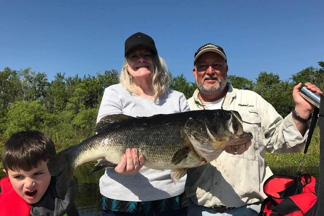 Rodman Reservoir Fishing Trips near Gainesville Florida - Booking, Scheduling, and Weather Considerations