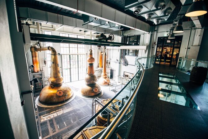 Roe & Co Distillery Experiences - The Atmosphere and Guide Interaction