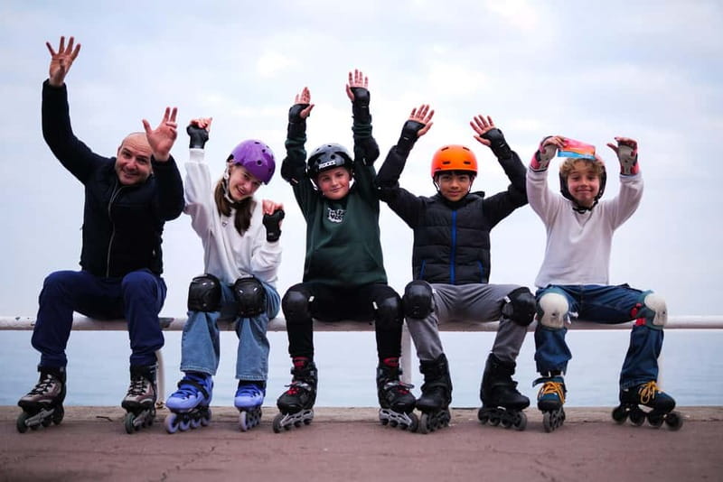 Rollerblading in Nice at sunset with live music! - Key Points
