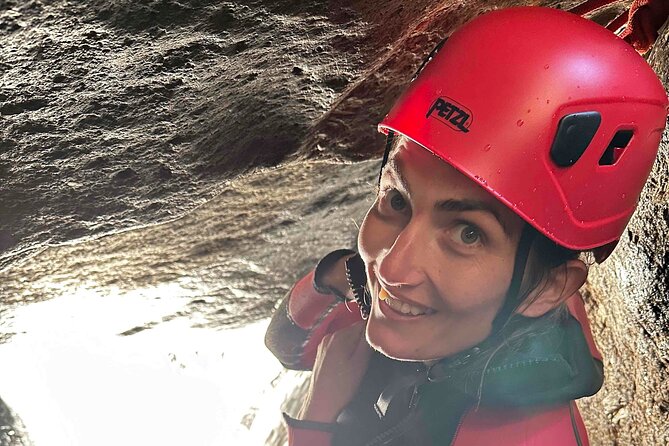 Rolling-Stone, 1/2 D Canyoning in Ardèche, Go on an adventure! - The Experience for Families and All Ages