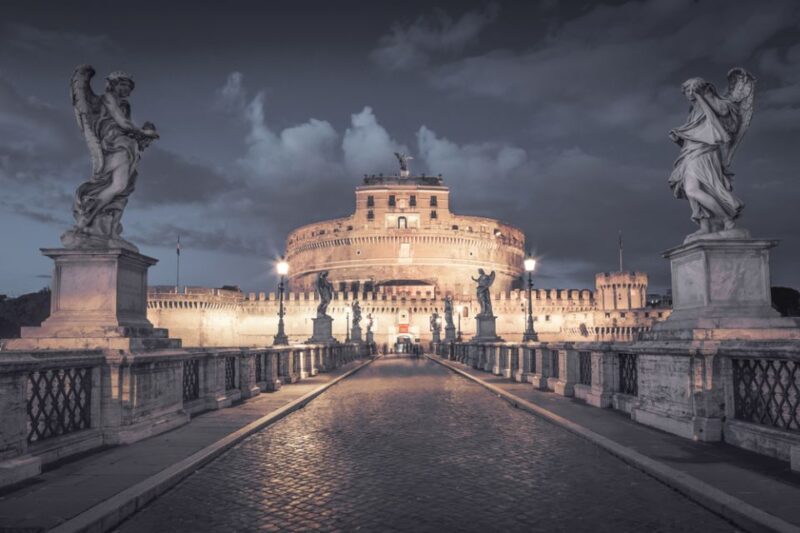 Roma - Majesty of Castel Sant'Angelo small group tour - Key Points